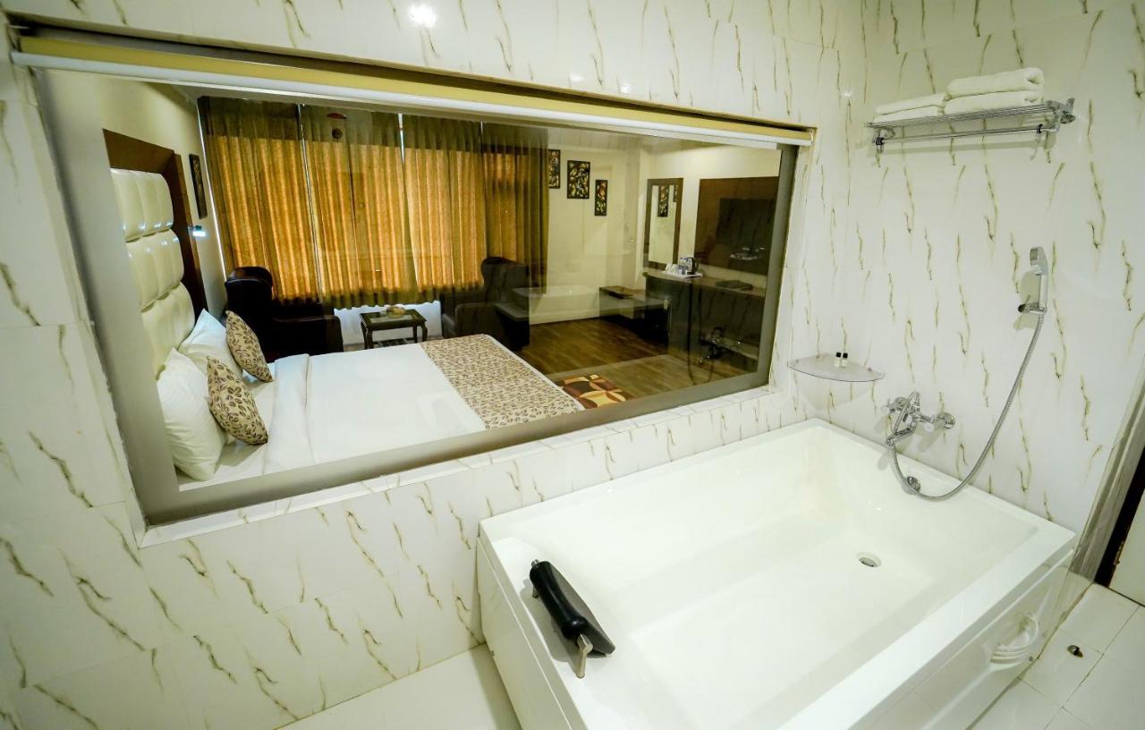 Regenta Place Green Leaf Manali- A Centrally Heated Resort Bagian luar foto